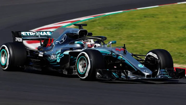 hamilton en vettel op jacht naar vijfde titel