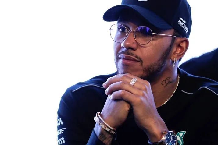 hamilton geen fan van uitbreiding kalender