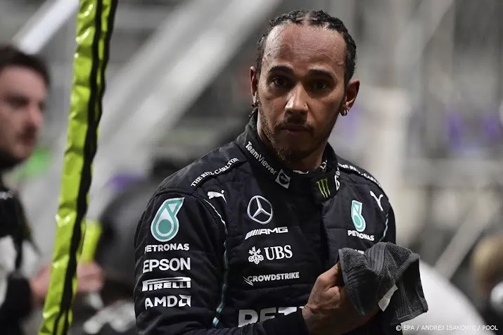 hamilton in tweede training abu dhabi wel sneller dan verstappen