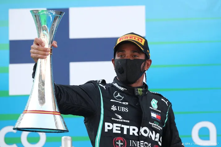 hamilton sprakeloos over zijn records in formule 1