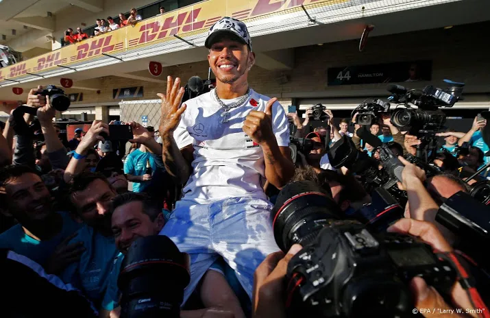 hamilton werkt aan een meesterwerk