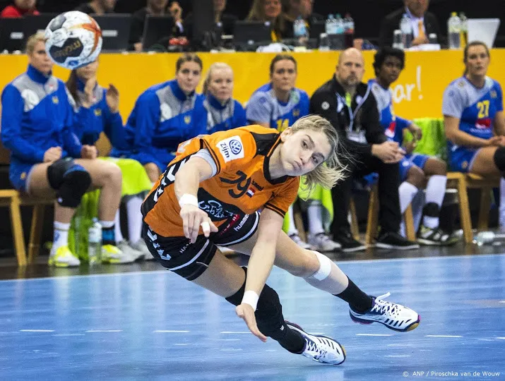 handbalster polman loopt blessure op bij deense club