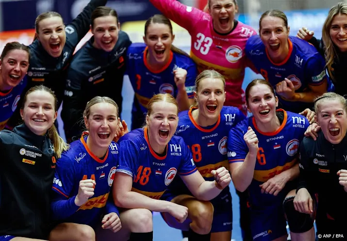 handbalsters al zeker van kwartfinales wk en ook van plek op okt