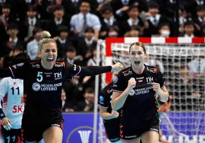 handbalsters alsnog naar laatste vier wk
