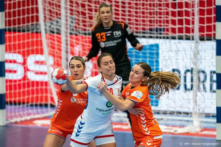 handbalsters beginnen ek met verrassende nederlaag tegen servie
