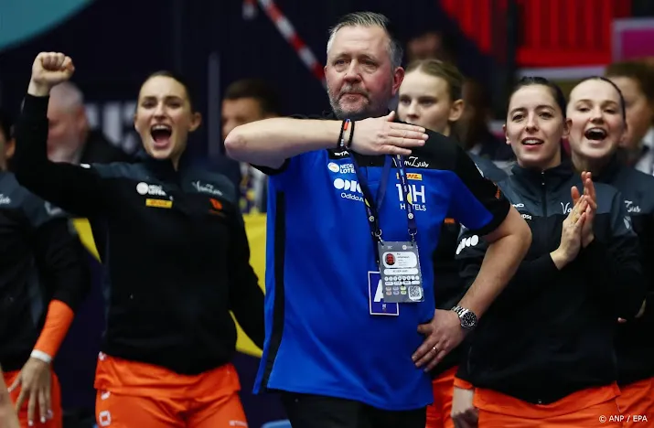 handbalsters gaan voor plek vijf op wk na winst op montenegro