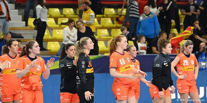 handbalsters kansloos voor behalen halve finales op ek