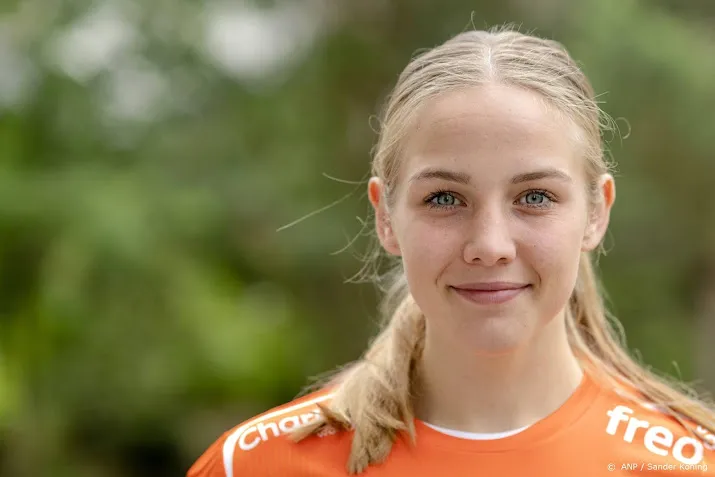 handbalsters met herstelde polman en debutante sprengers naar wk