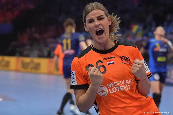 handbalsters vechten zich naar brons