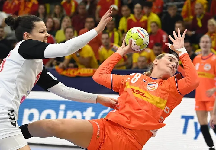 handbalsters veel te sterk voor noord macedonie op ek 30 15