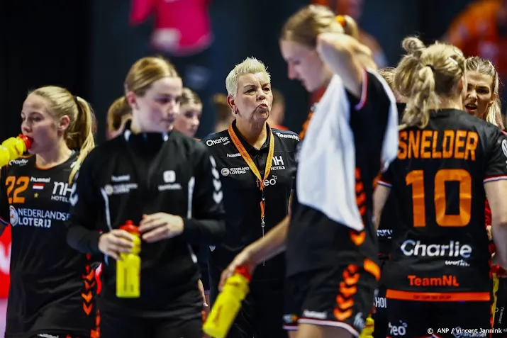 handbalsters wester en dulfer doen niet mee tegen griekenland