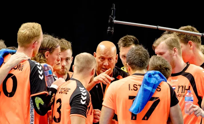handbalteam gehavend vierlandentoernooi in