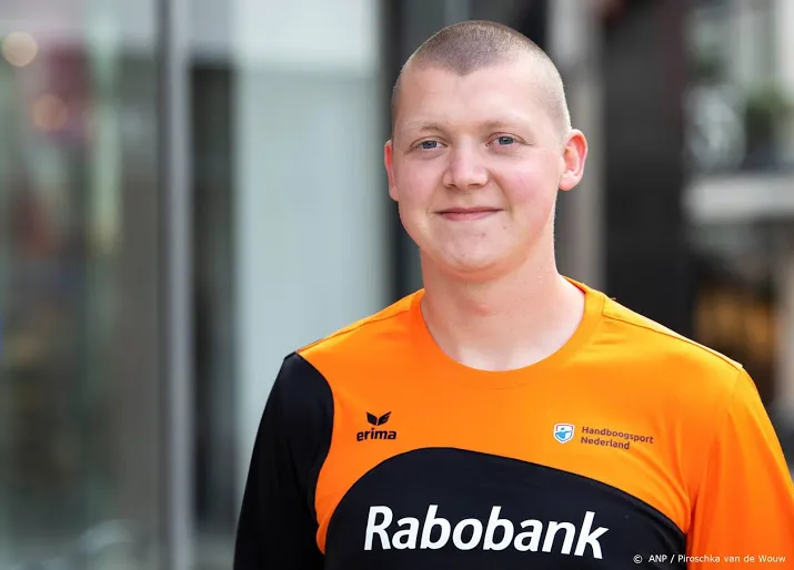 handboogschutter van den berg pakt brons