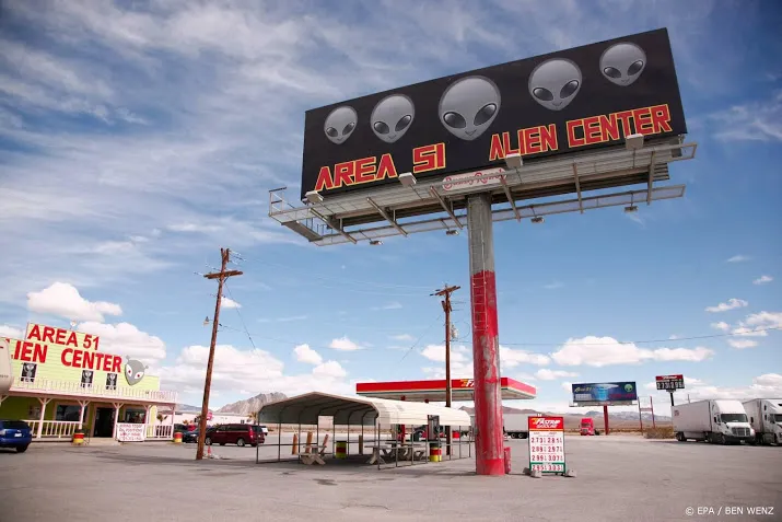 handelslui spelen in op bestorming area 51
