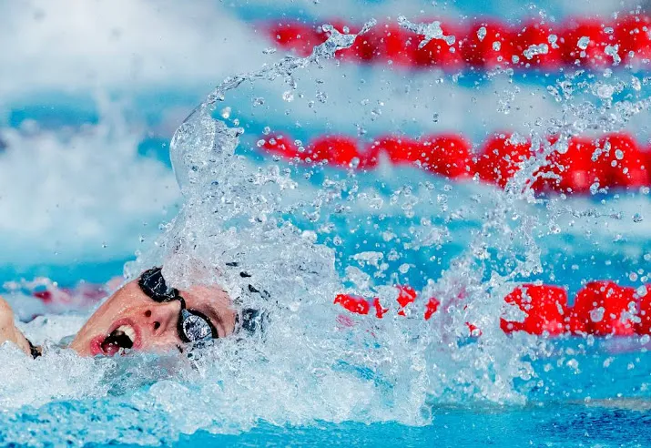 heemskerk klopt sjostrom op 200 meter vrij