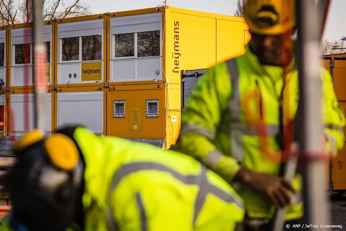 heijmans en gmb gaan groningse deel lauwersmeerdijk versterken