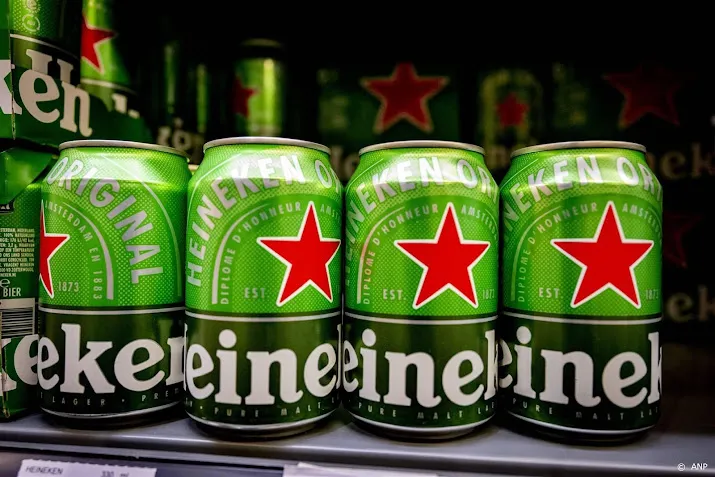 heineken verkoopt minder bier hogere prijzen stuwen omzet