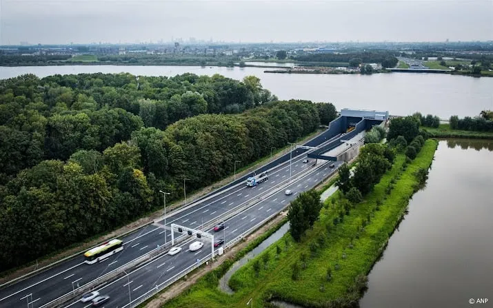 heinenoordtunnel twee weken dicht om renovatie