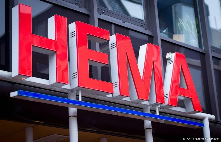 hema gaat mondkapjes verkopen op stations