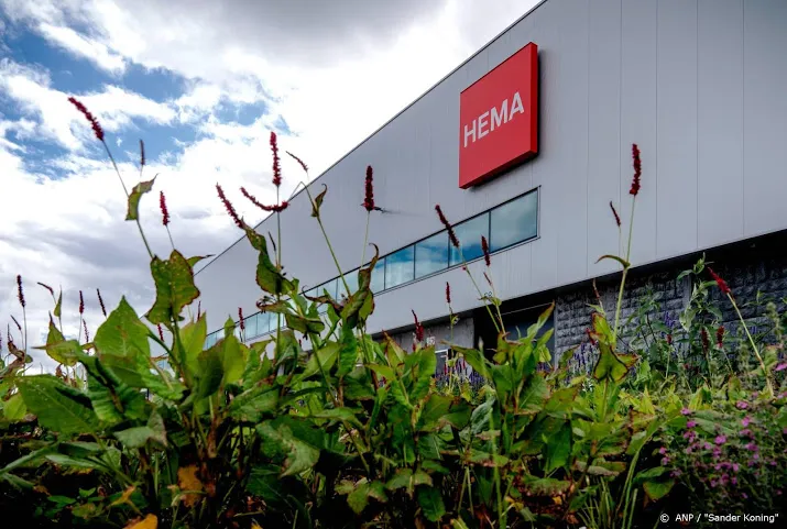 hema geeft ouders adoptiekinderen langer geboorteverlof