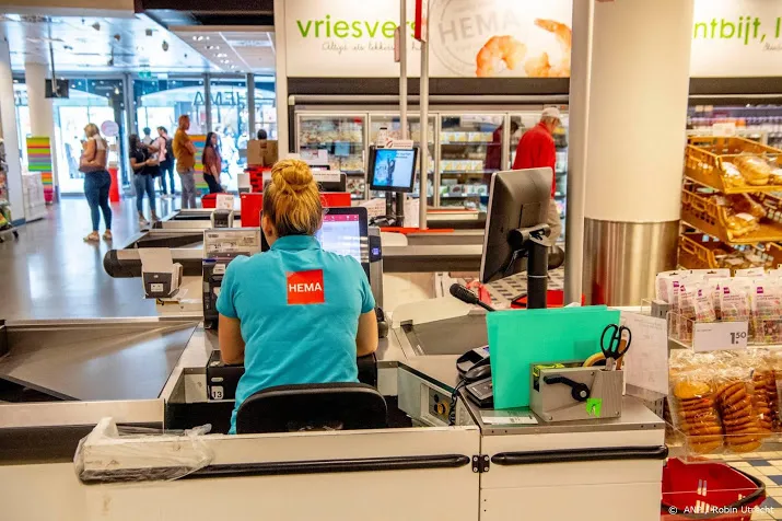 hema stapt over naar sector cao