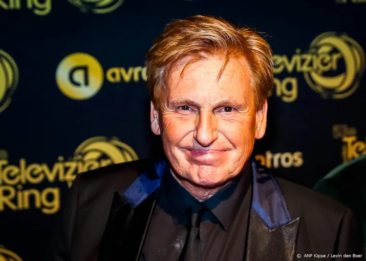 henny huisman komt met biografie