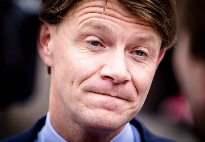 herdenken is luisteren naar elkaar