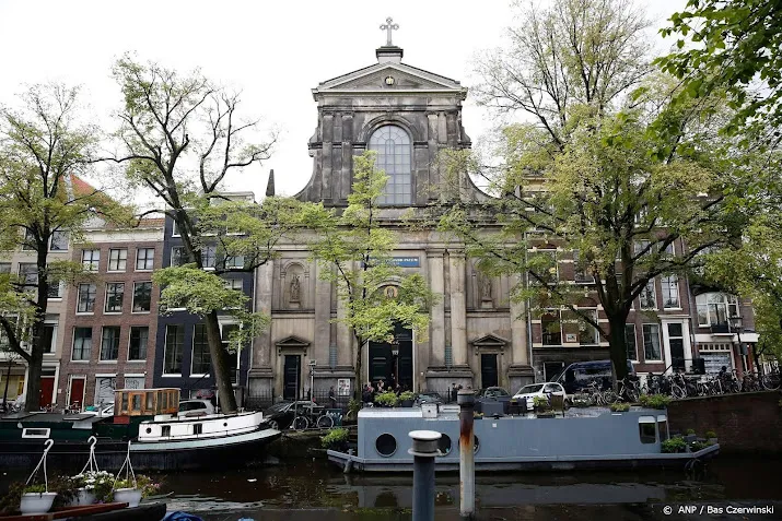 herdenking reiky de valk op amstelveld ook online te volgen