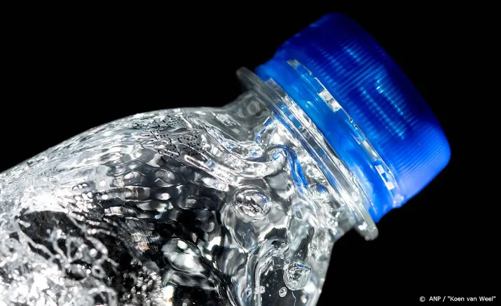 hergebruik producten en grondstoffen loopt wereldwijd terug