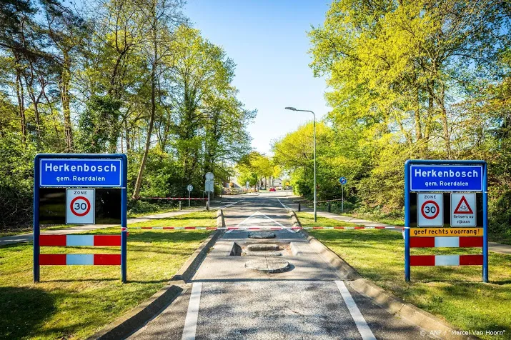 herkenbosch alleen in dringende gevallen even naar huis