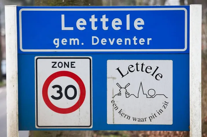 hermien na omzwervingen in koeienrusthuis