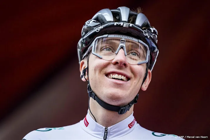 herstelde pogacar hoopt 100 procent fit te zijn voor tour