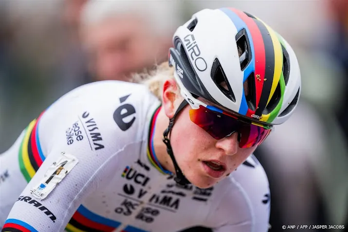 herstelde wielrenster van empel start in dwars door vlaanderen