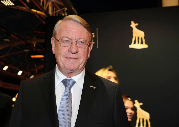 hillen wilde ambtenaar extra last besparen