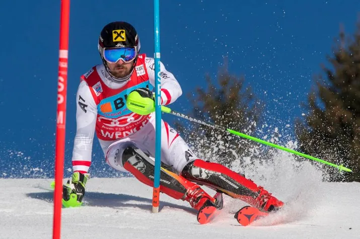 hirscher blijft slaloms winnen