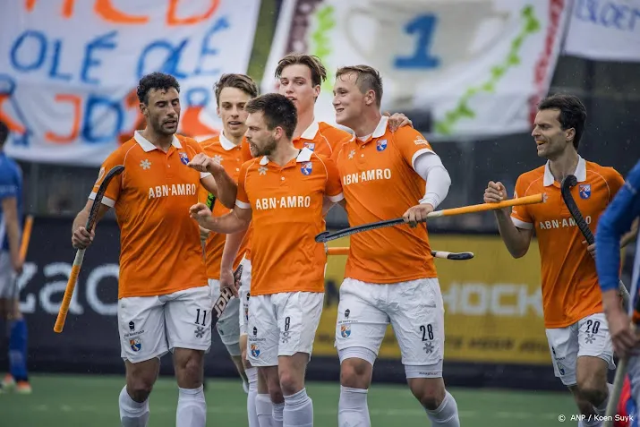 hockeyers bloemendaal in finale ehl tegen rot weiss koln