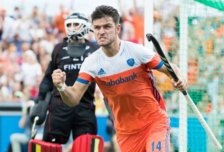 hockeyers verslaan spanje