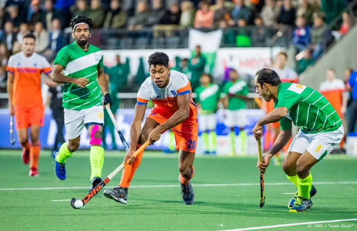hockeyers zonder baart kemperman en pieters naar india