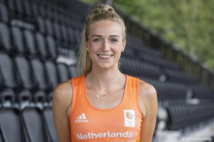 hockeyster koolen vervangt van den assem in olympische selectie