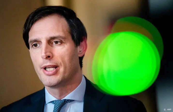 hoekstra coronarekening niet op bord gewone nederlander