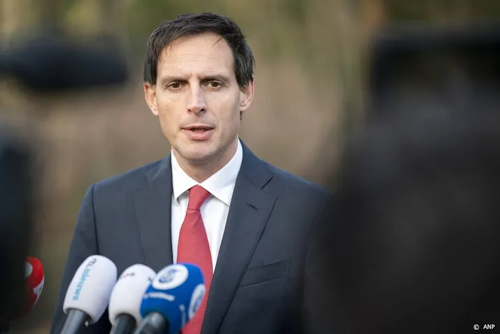 hoekstra erkenning oost oekraiense republieken onaanvaardbaar