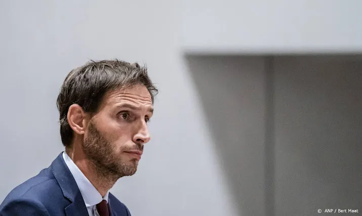 hoekstra genoeg vertrouwen om verder te spreken over begroting