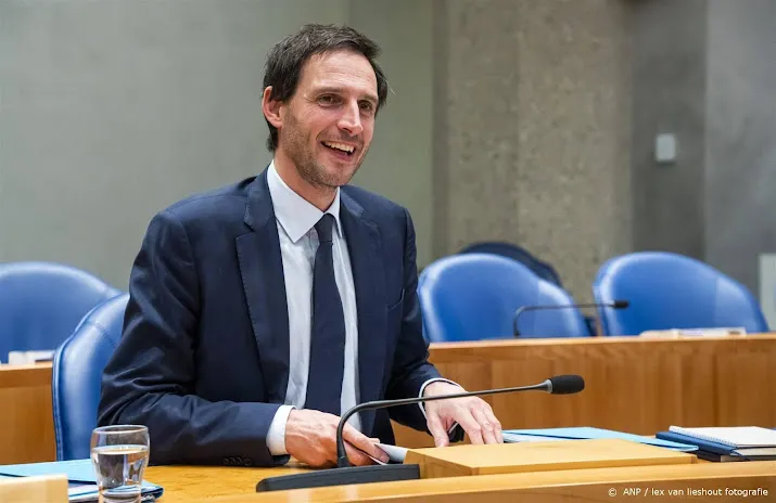 hoekstra nieuw centrum stap richting berechting moedermisdaad
