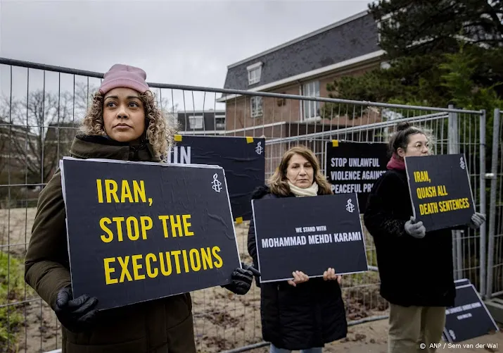 hoekstra ontbiedt opnieuw ambassadeur van iran vanwege executie