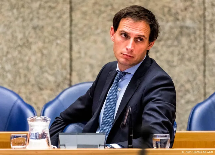 hoekstra positief maar nog bezorgd over italie