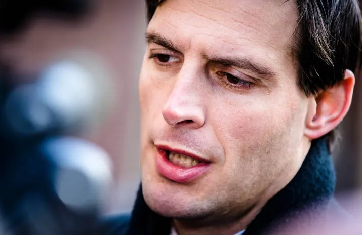 hoekstra steun tegen frans duitse spurt
