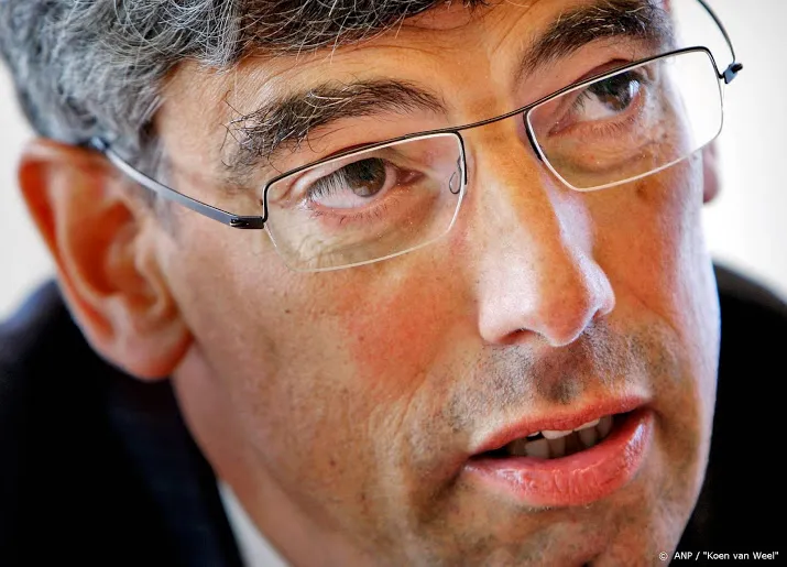 hoekstra tevreden met nieuwe topman abn amro