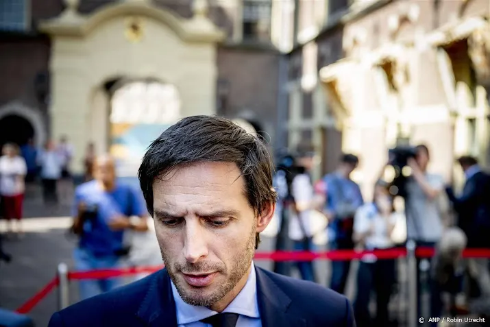 hoekstra val kabinet onnodig en niet uit te leggen