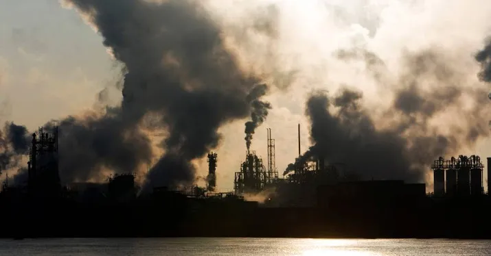 hof buigt zich over rol staat co2 uitstoot