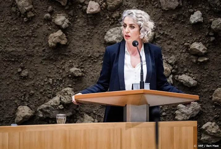 hof geeft volt gelijk partij mocht gundogan uit fractie zetten